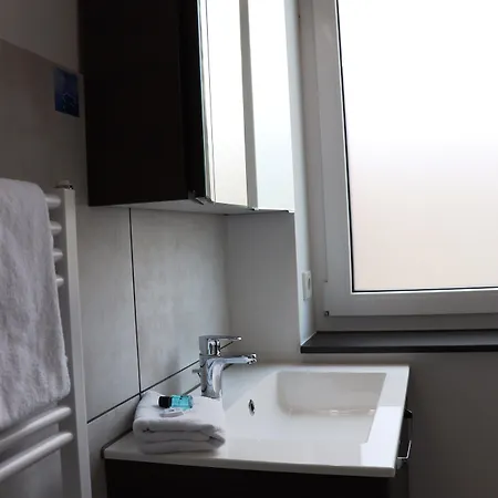 M24 - Alle Mit Kuechenzeile