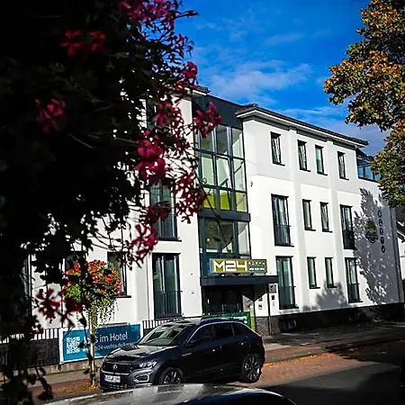 Hotel M24 - Alle Mit Kuechenzeile & Self-checkin 3*