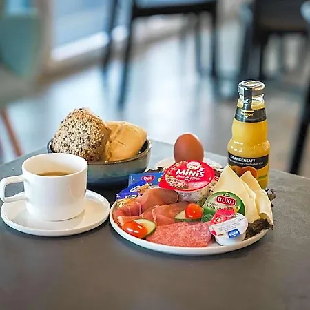 M24 - Alle Mit Kuechenzeile & Self-checkin Hotel