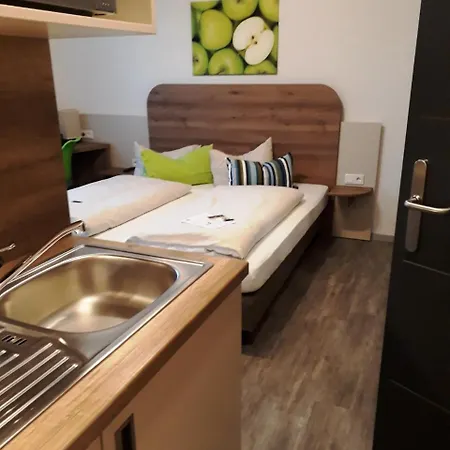 M24 - Alle Mit Kuechenzeile