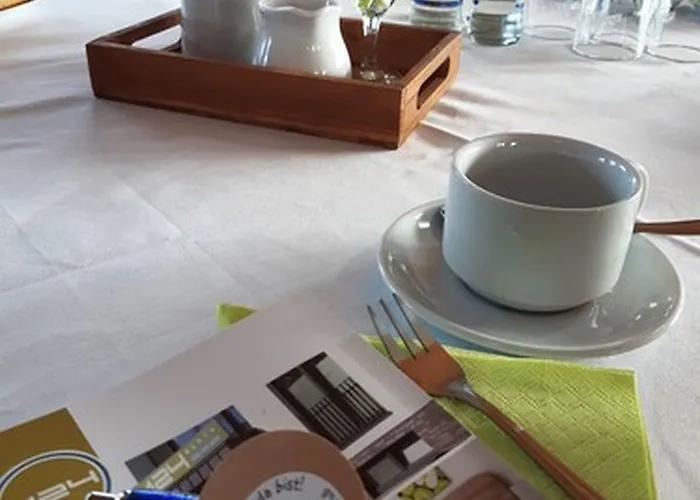 M24 - Alle Mit Kuechenzeile 酒店 3*