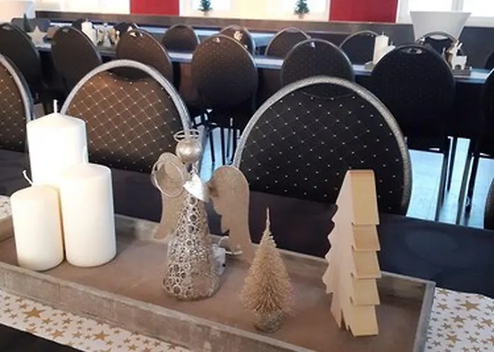 M24 - Alle Mit Kuechenzeile 酒店 3*