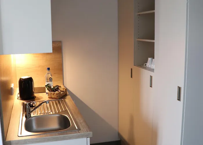 M24 - Alle Mit Kuechenzeile